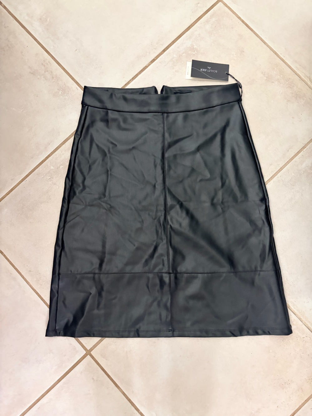 NWT NYDJ Sculpt-Her Black Faux Leather Midi Pencil Skirt Size 6